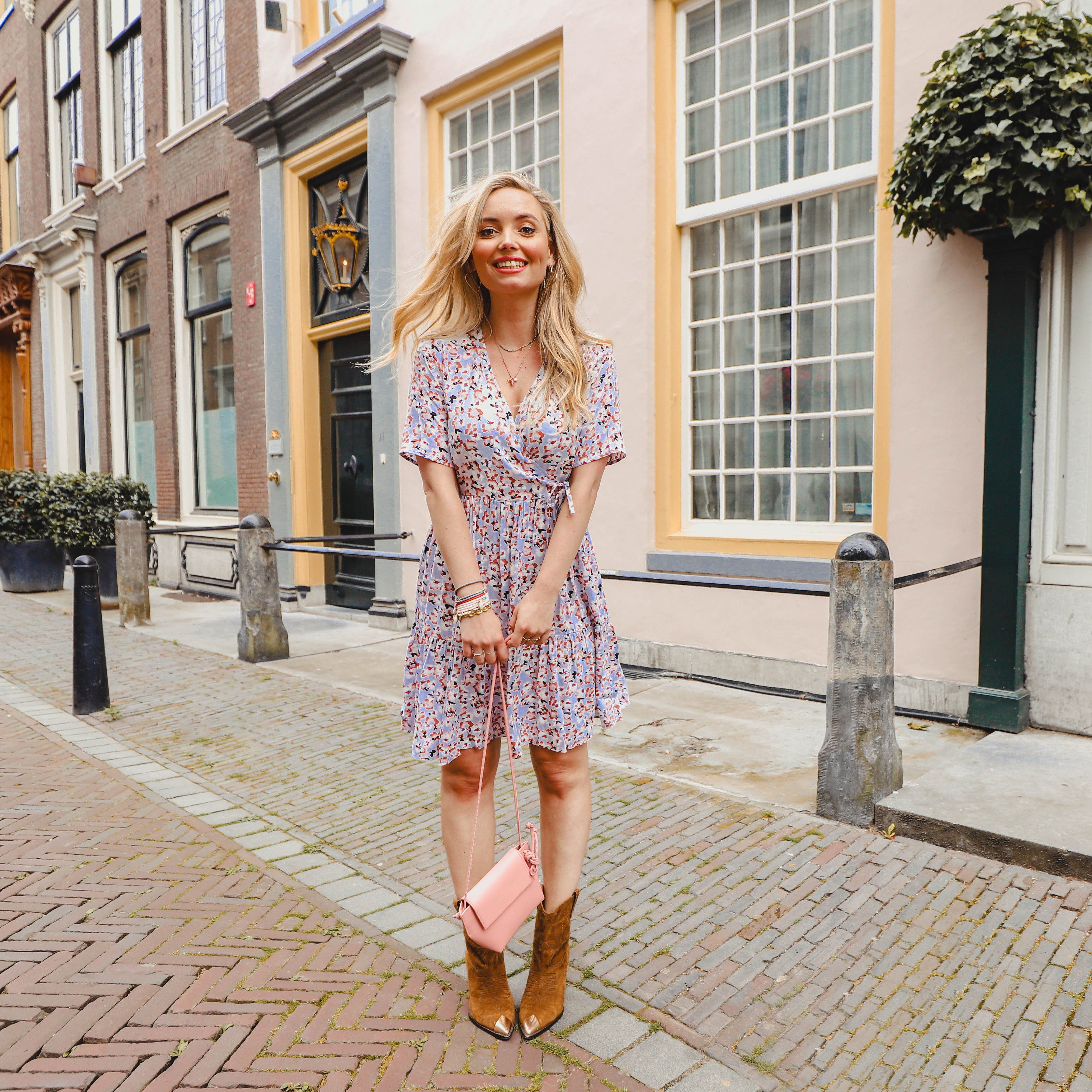 Sunny wrap dress blauw Jurk Hipvoordeheb.nl