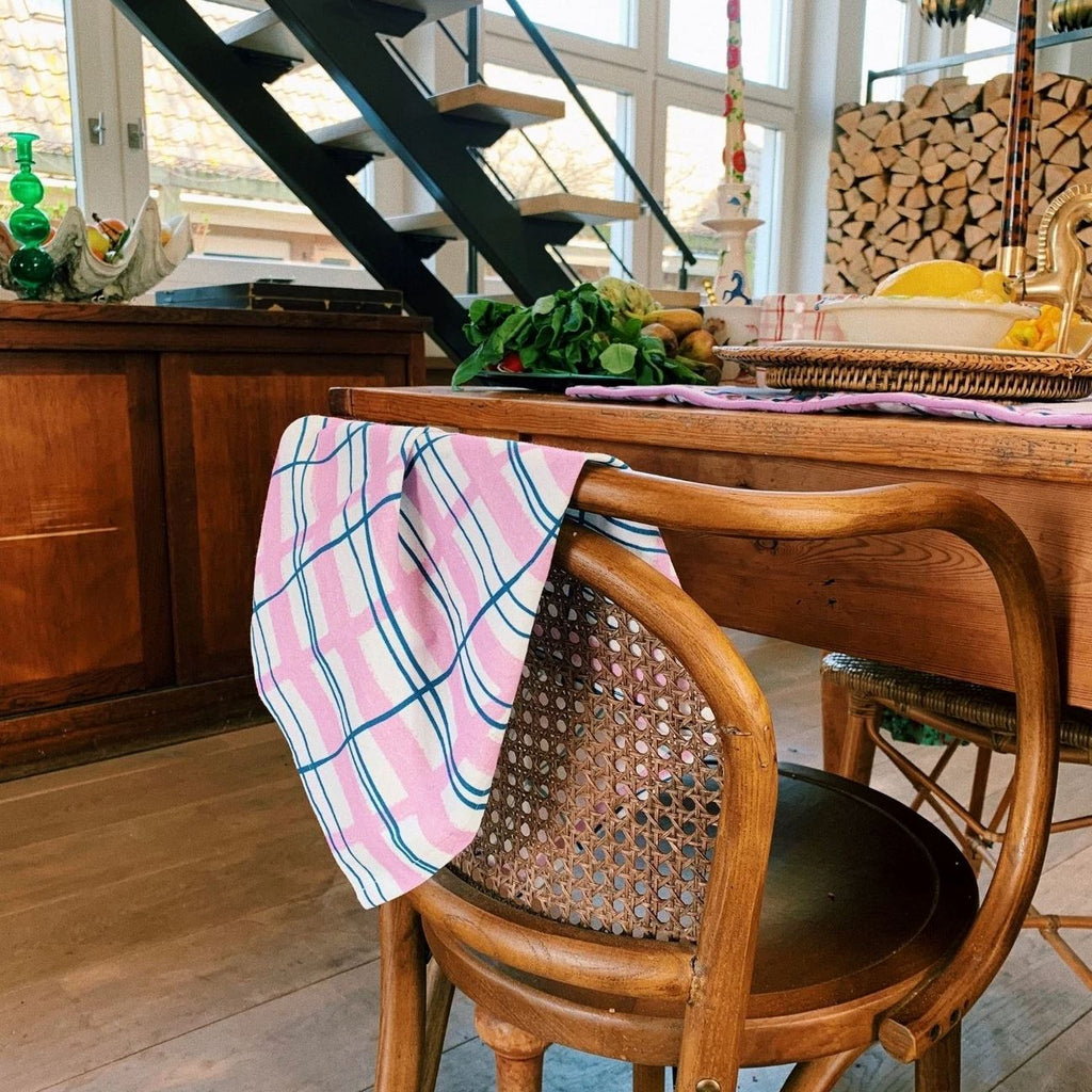 Anna + Nina Country Love Napkin Pink/Blue Living Hipvoordeheb.nl 